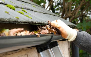 gutter cleaning Manningford Bruce, Wiltshire